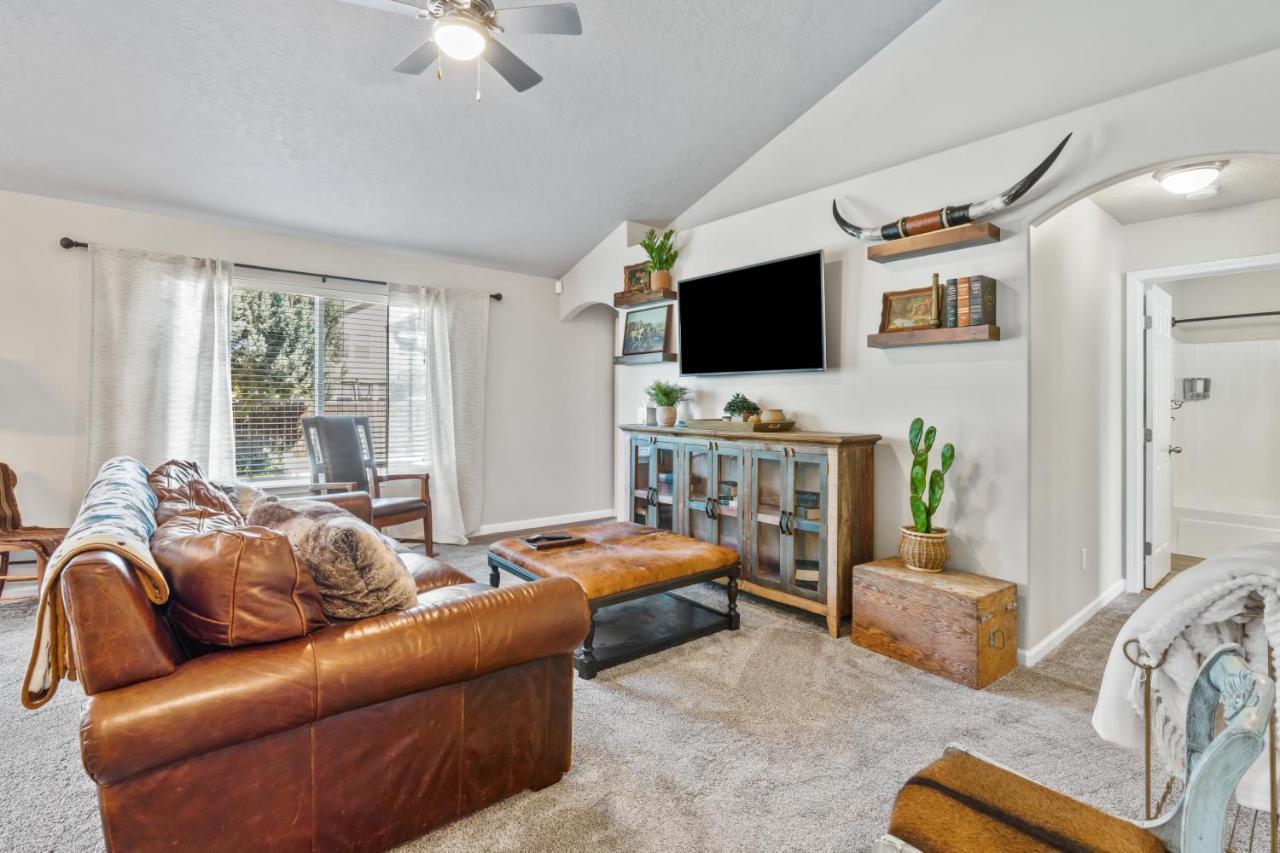 Southwestern Style 4 Bedroom Nampa Home Sleeps 16! Ngoại thất bức ảnh