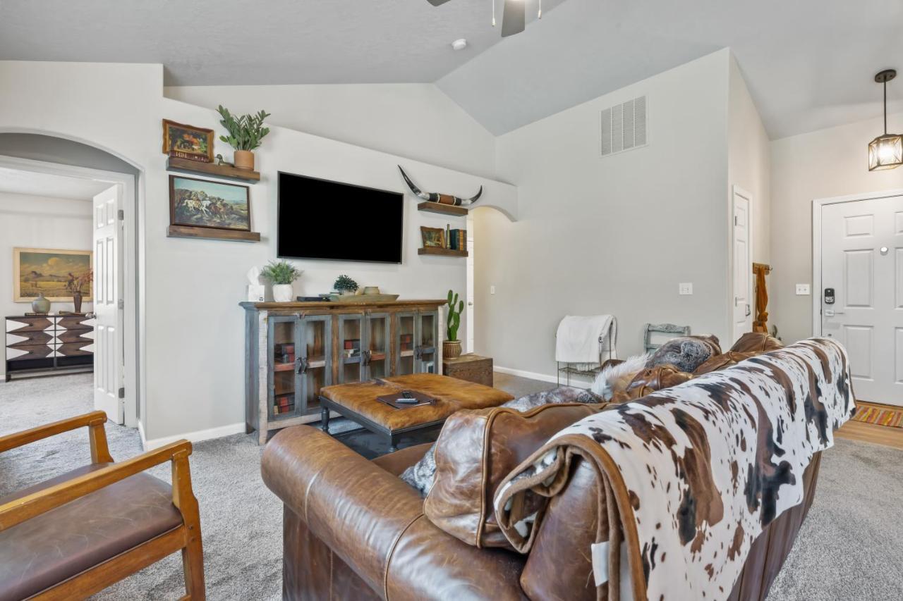 Southwestern Style 4 Bedroom Nampa Home Sleeps 16! Ngoại thất bức ảnh
