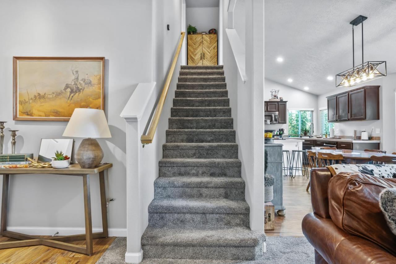 Southwestern Style 4 Bedroom Nampa Home Sleeps 16! Ngoại thất bức ảnh