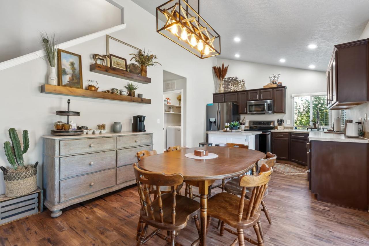 Southwestern Style 4 Bedroom Nampa Home Sleeps 16! Ngoại thất bức ảnh